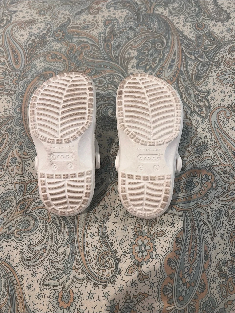 CROCS Kids' Classic Clog in White